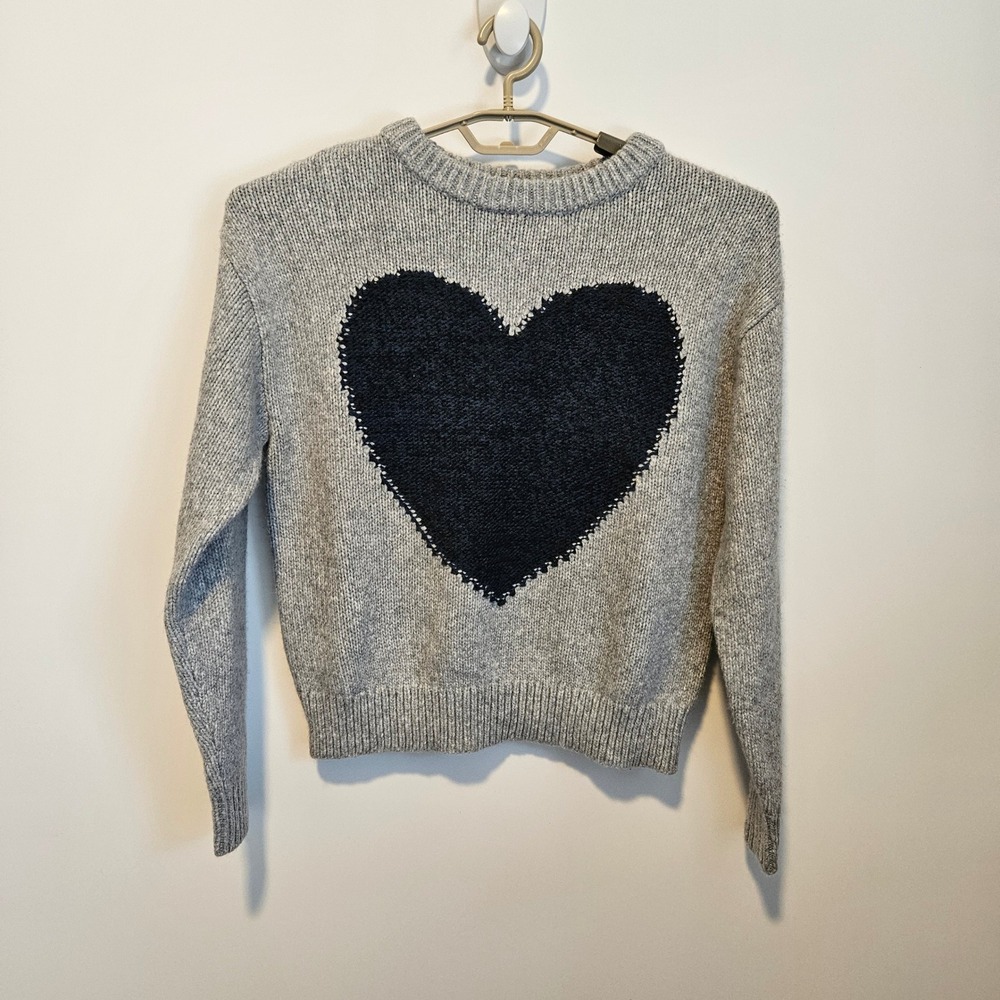 Sundance Heart Intarsia Knit Crewneck Sweater PS Petite Small Gray Feminine